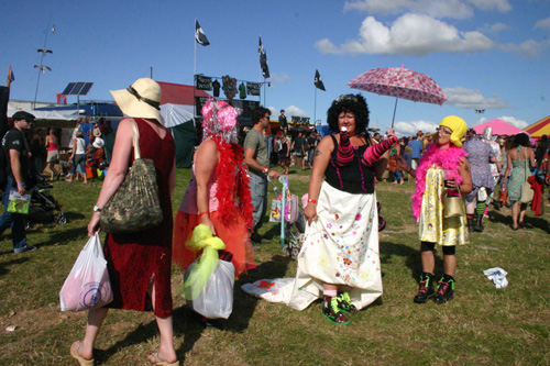 Colourful Festival Folk @ Endorse It