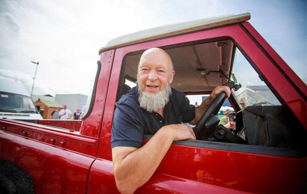 michael-eavis-land-rover-1500x950.jpg