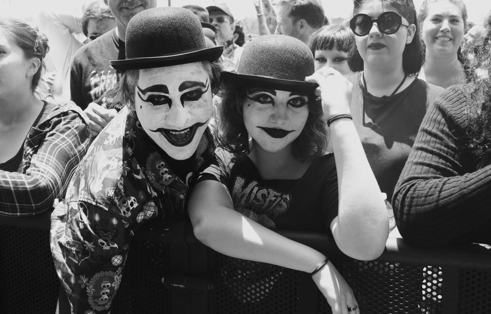Crowd (1).jpg