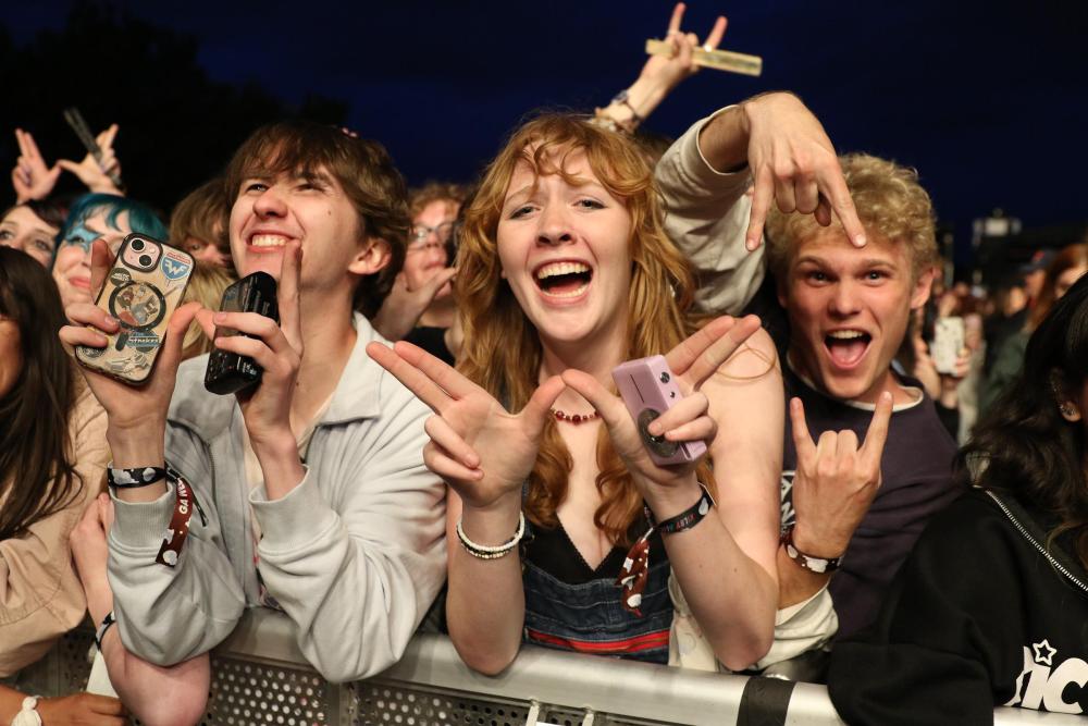 Crowd (17).jpg