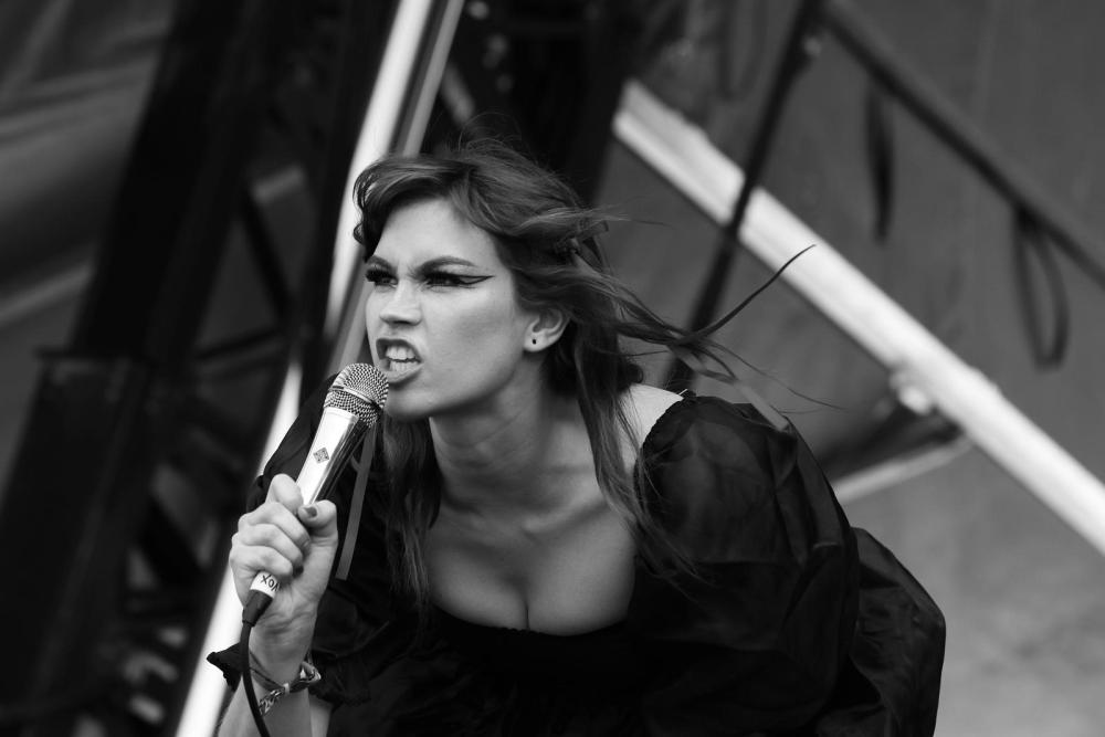 Scowl (2).jpg
