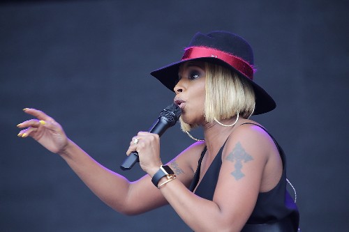 Mary J Blige @ Glastonbury Festival 2015